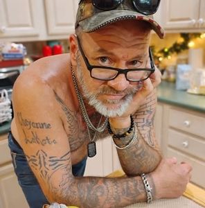 Meet your Posher, Harry